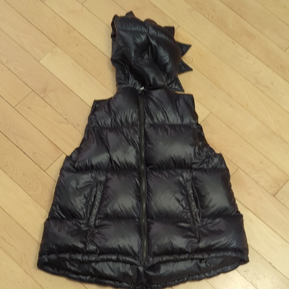 Black Puffer Down Vest with Hood - 12 Years